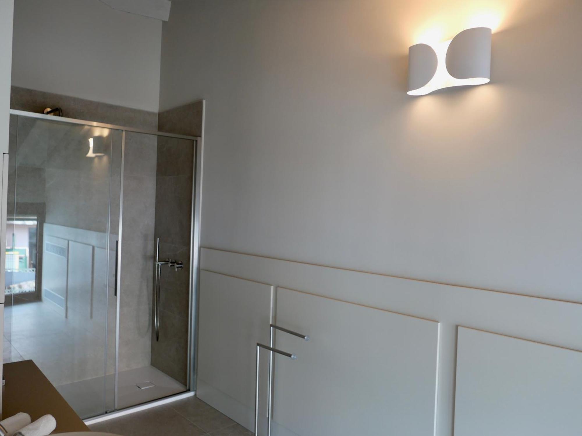Monte Isola - Decio Rooms ภายนอก รูปภาพ