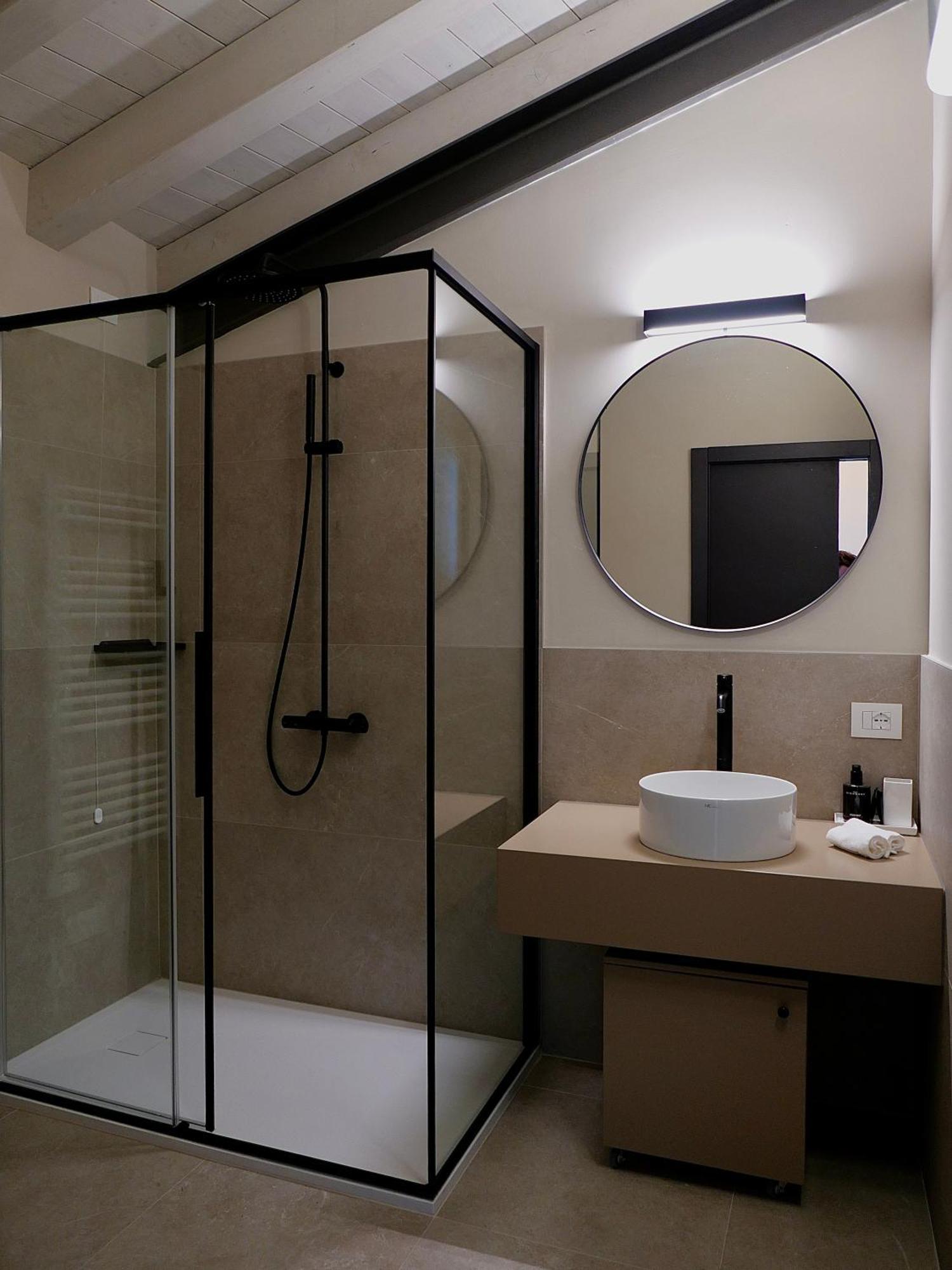 Monte Isola - Decio Rooms ภายนอก รูปภาพ