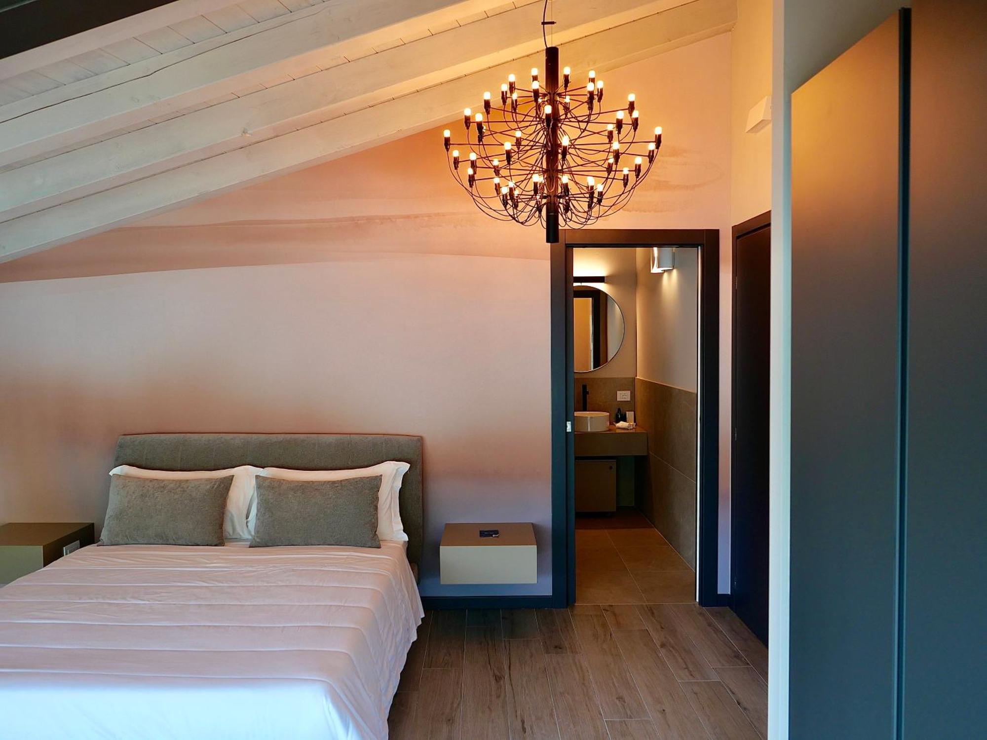 Monte Isola - Decio Rooms ภายนอก รูปภาพ