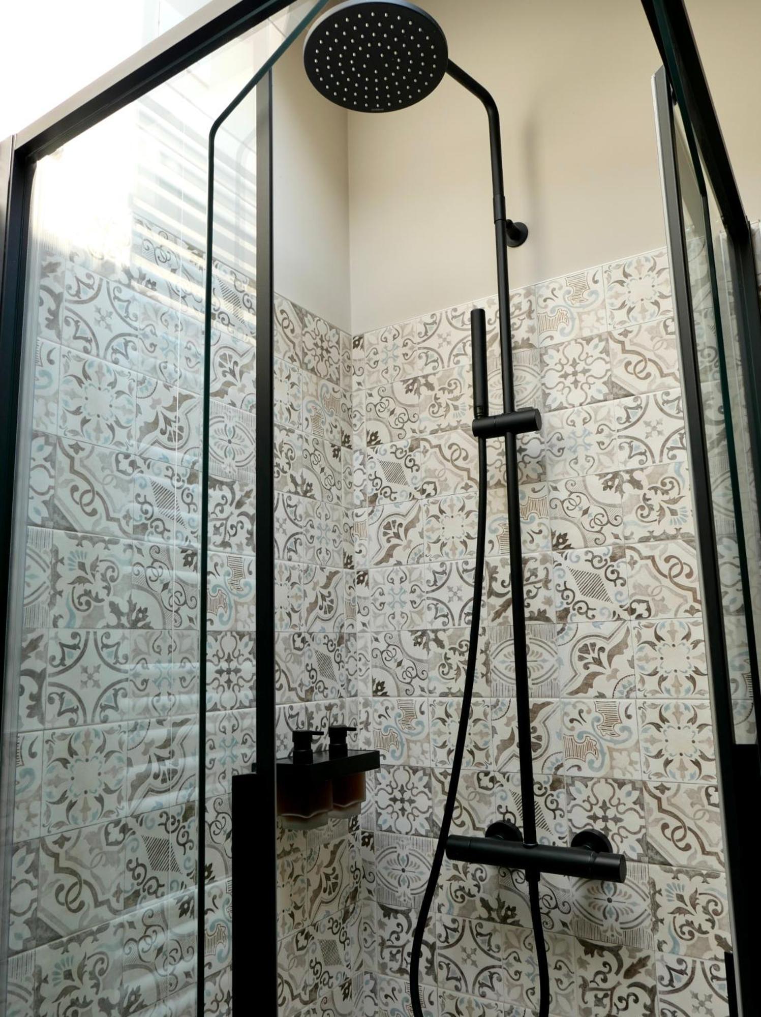 Monte Isola - Decio Rooms ภายนอก รูปภาพ